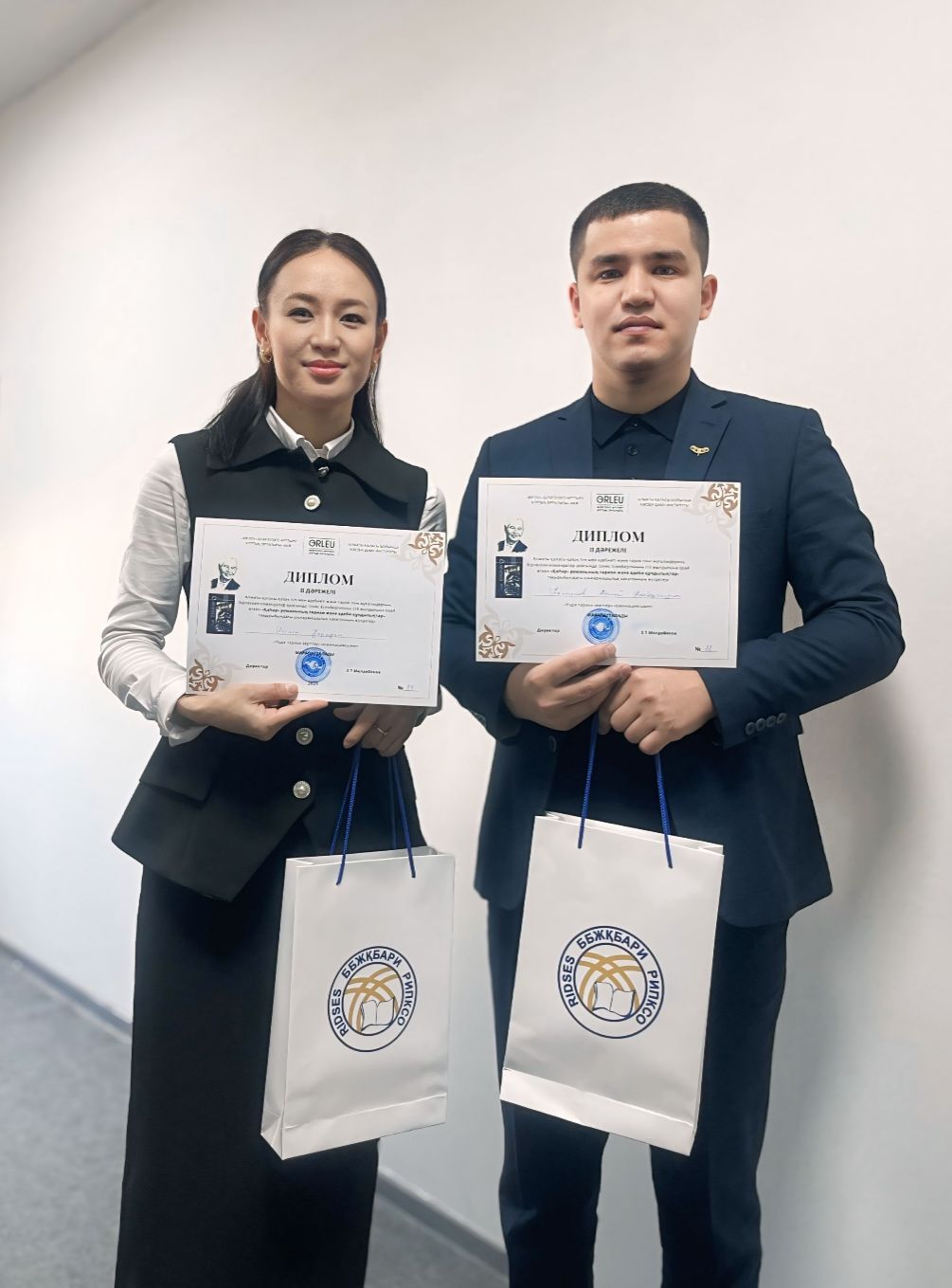 “Қаһар” романындағы тарихи және әдеби құндылықтар” тақырыбындағы шығармашылық хакатонның ІІ орын иегері