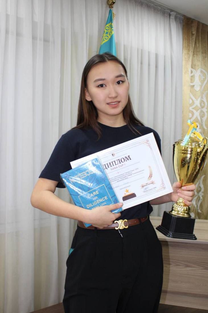 Амантай Асел "Ең үздік спикер" номинациясын иеленді